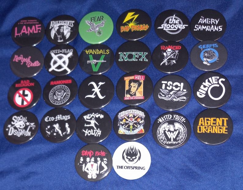 Vintage US Punk Rock Band Anst – Collectible Vintage Brooches Bewertung und Preis