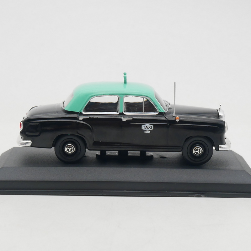 IXO 1:43 Maßstab Druckguss-Leg – Vintage Collectible Toy Cars Bewertung und Preis