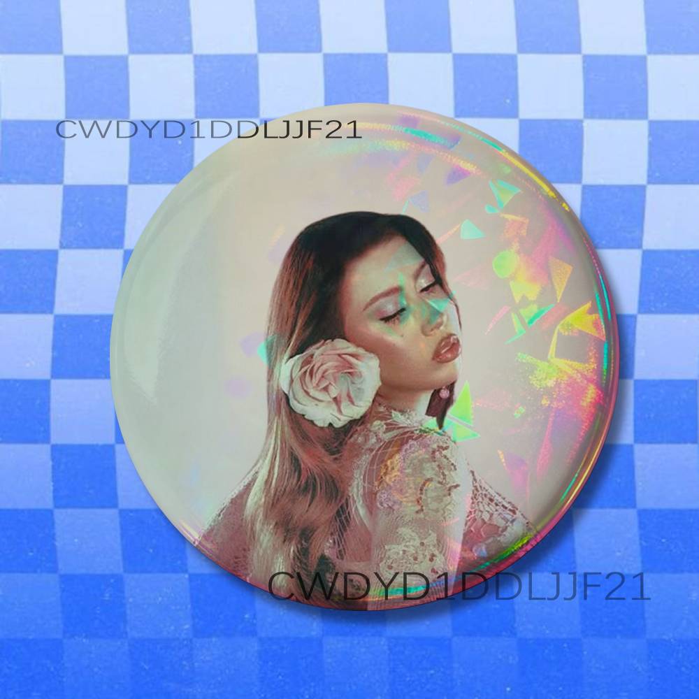 Kali Uchis Vintage Anime-Brosc – Collectible Vintage Brooches Bewertung und Preis