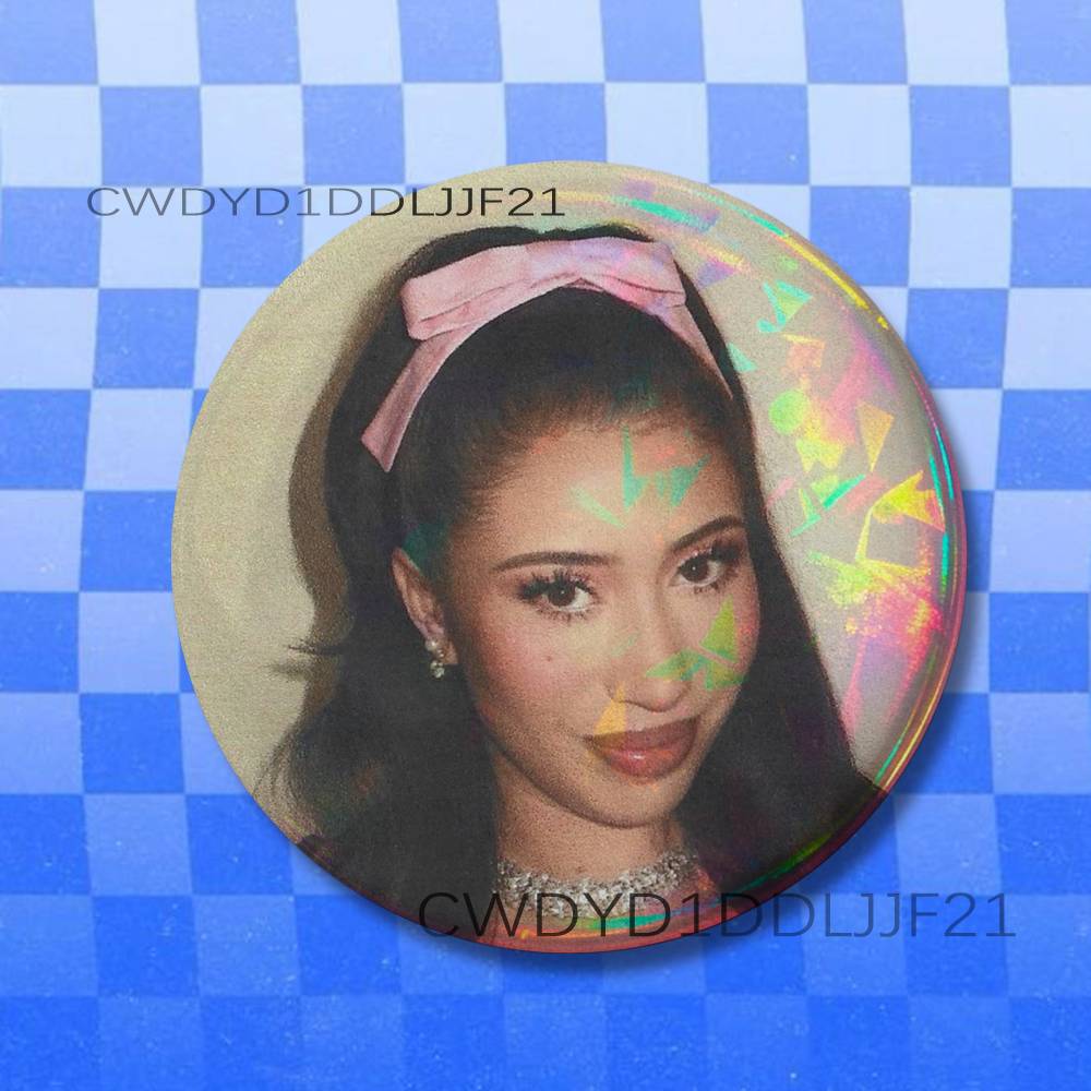 Kali Uchis Vintage Anime-Brosc – Collectible Vintage Brooches Bewertung und Preis
